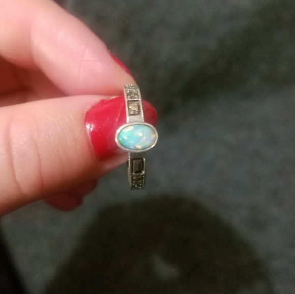 Sterling silver opal ring. 7.5 , 8 - Picture 3 of 3
